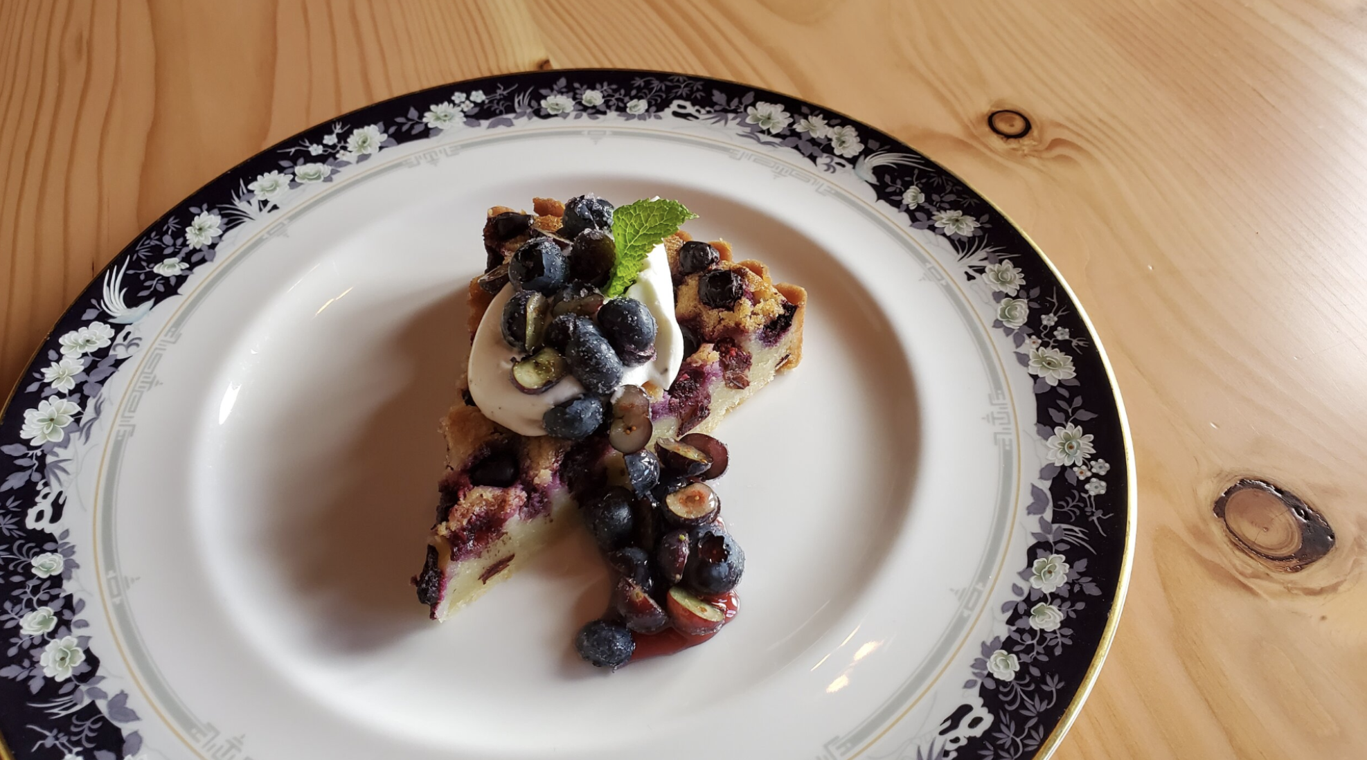 blueberry and almond tart