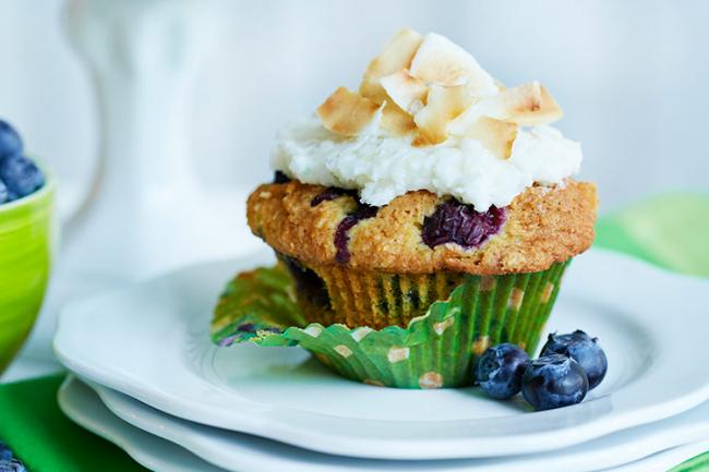 Blueberry Coconut Cupcakes