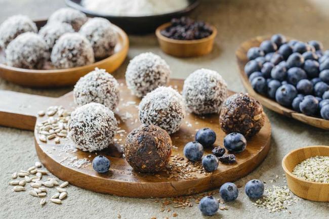 No Bake Blueberry Cocoa Seed Bites