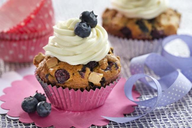Blueberry White Chocolate Gluten-Free Cupcakes